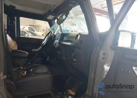 2014 Jeep Wrangler Unlimited Rubicon z USA, uszkodzony, nr VIN 1C4HJWFG7EL207255